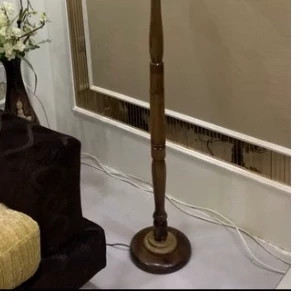 اباژور ایستاده بافت با پایه چوبی خراطی (پس کرایه)