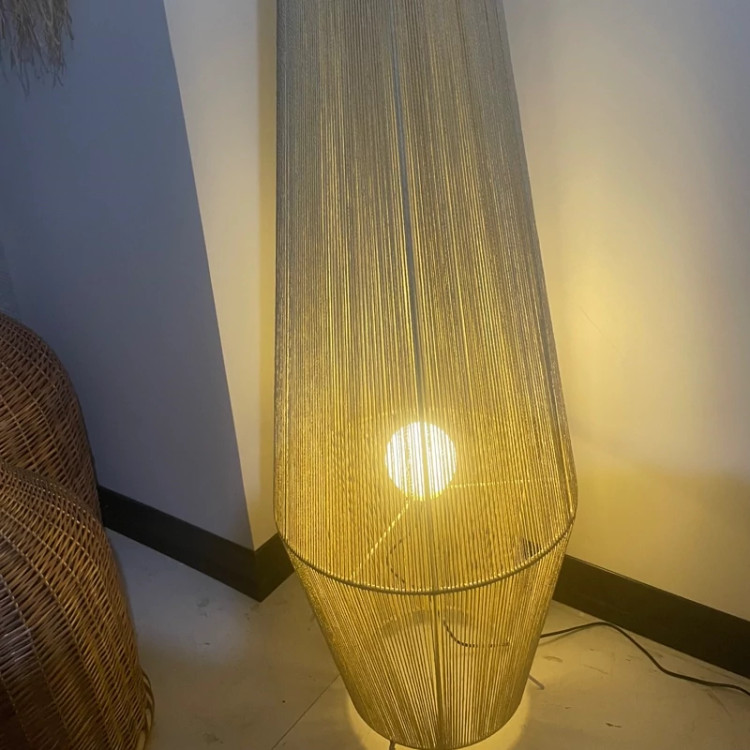 اباژور ایستاده رافیا بافی سایز 3 (پس کرایه)